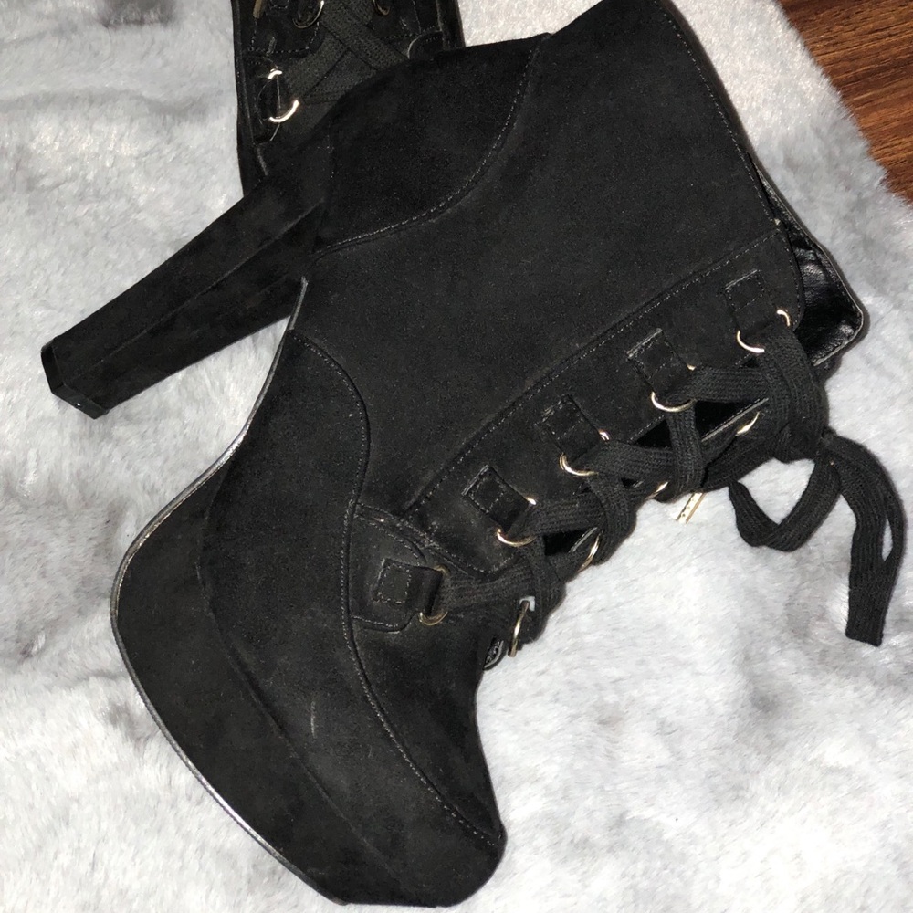 Platform heels